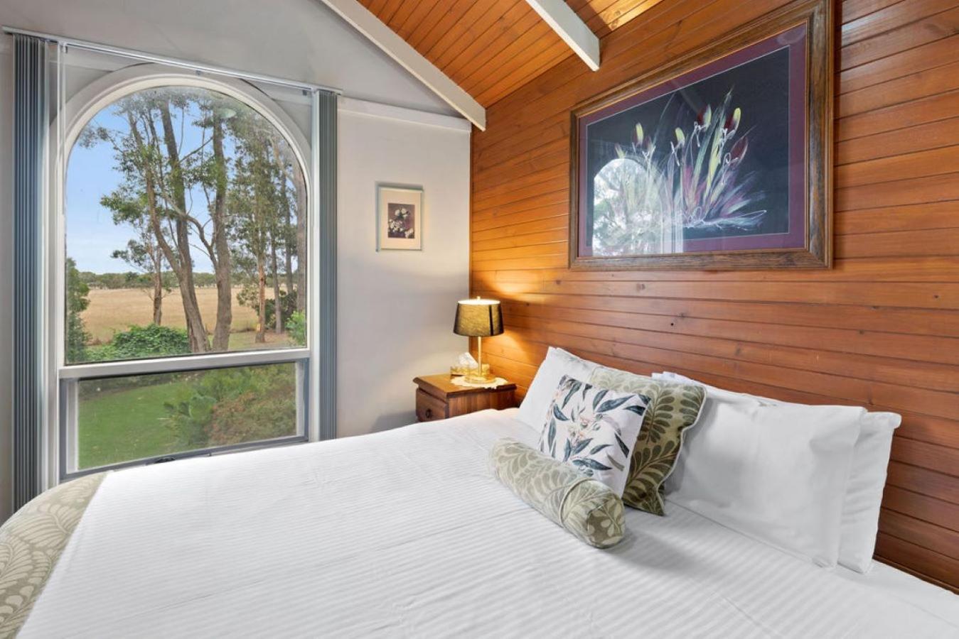 مونت غامبير Clarendon Chalets المظهر الخارجي الصورة